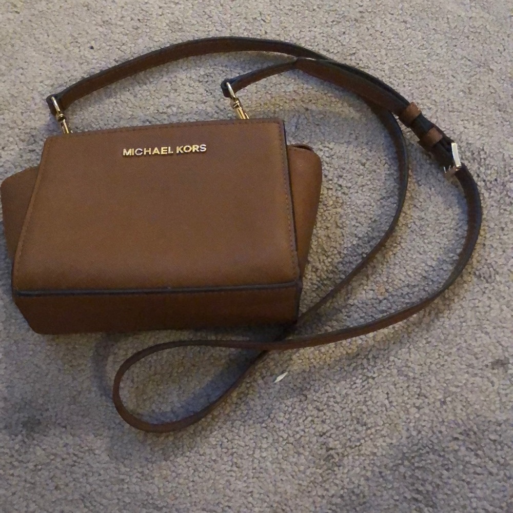 Small Michael Kors crossbody